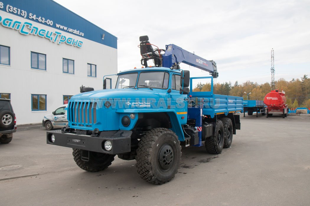 Бортовой с КМУ DongYang SS1956 (тросовый) УСТ 5453 Урал 5557-60Е5 