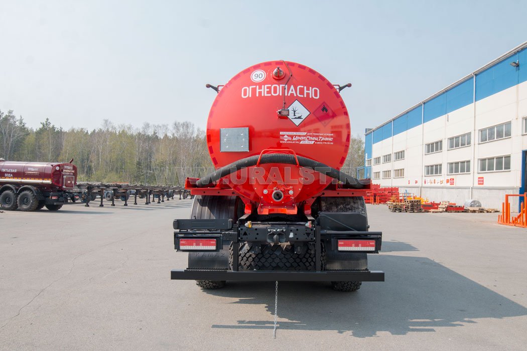 Автоцистерна АКН-10T КО УСТ 5453 Камаз 43118-50 термос, сп.м., доработка под ДОПОГ, ревизионный люк