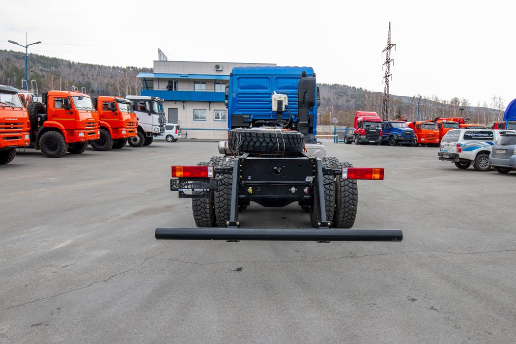 Шасси SHACMAN SX32586V385 6х6, база 3775мм