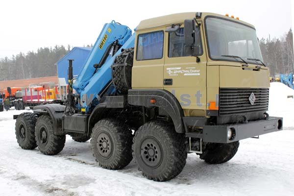 Седельный тягач Урал с ИМ-180