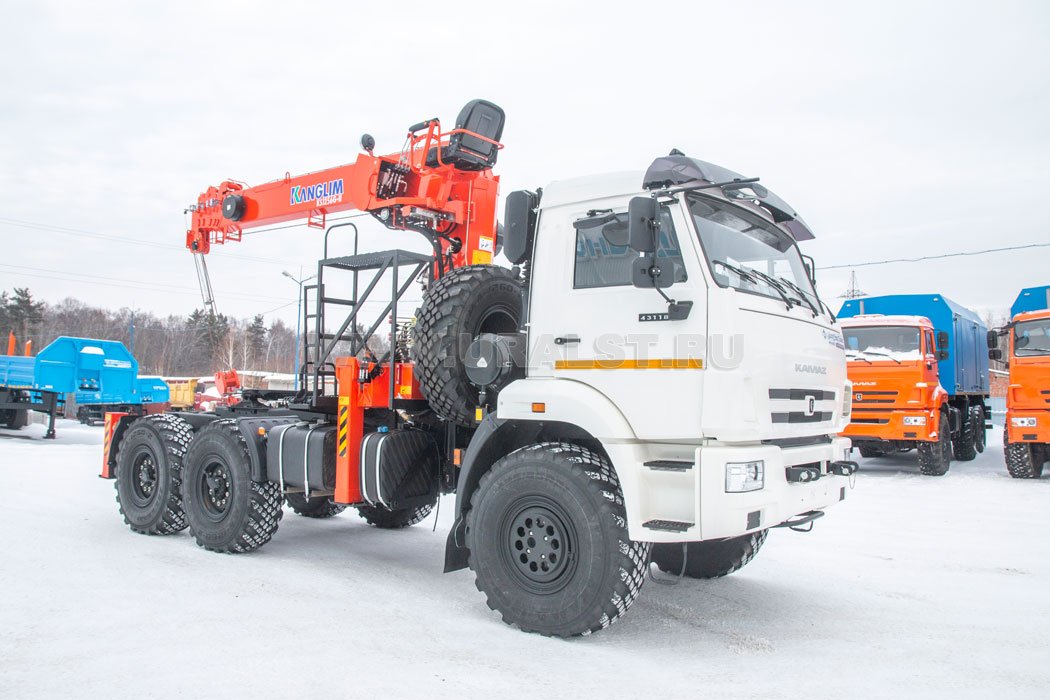 Седельный тягач Камаз 43118-50 с КМУ KS-1256G-II