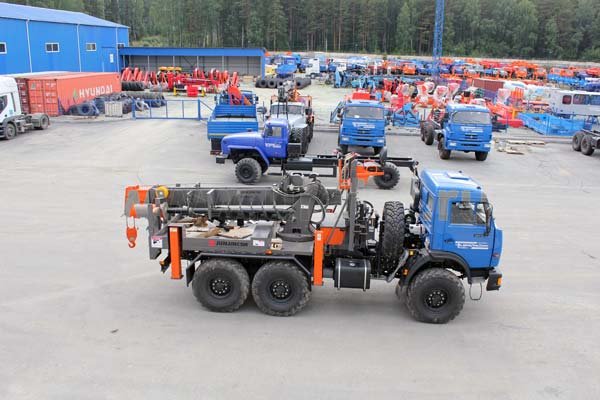 Буровая установка камаз с КМУ SOOSAN SA040C