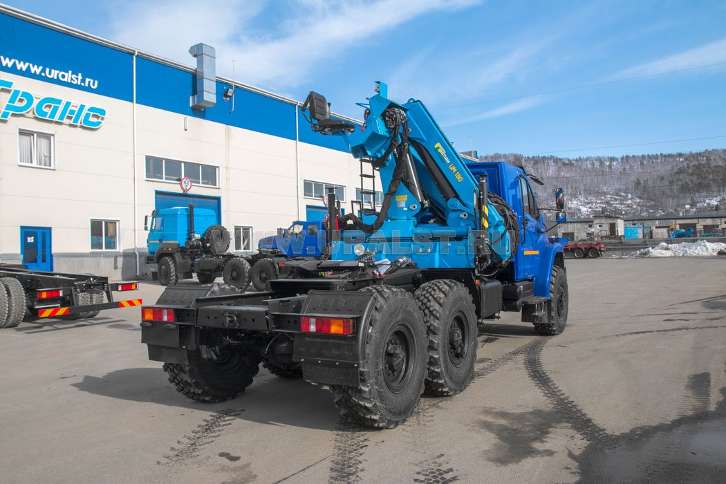 Седельный тягач с КМУ ИМ-180 УСТ 5453РU Урал NEXT 4320-6952-74Е5 