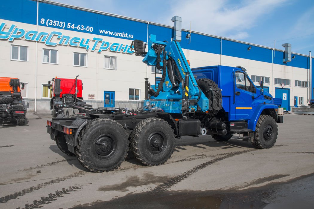 Седельный тягач с КМУ ИМ-180 УСТ 5453РU Урал NEXT 4320-6952-74Е5 