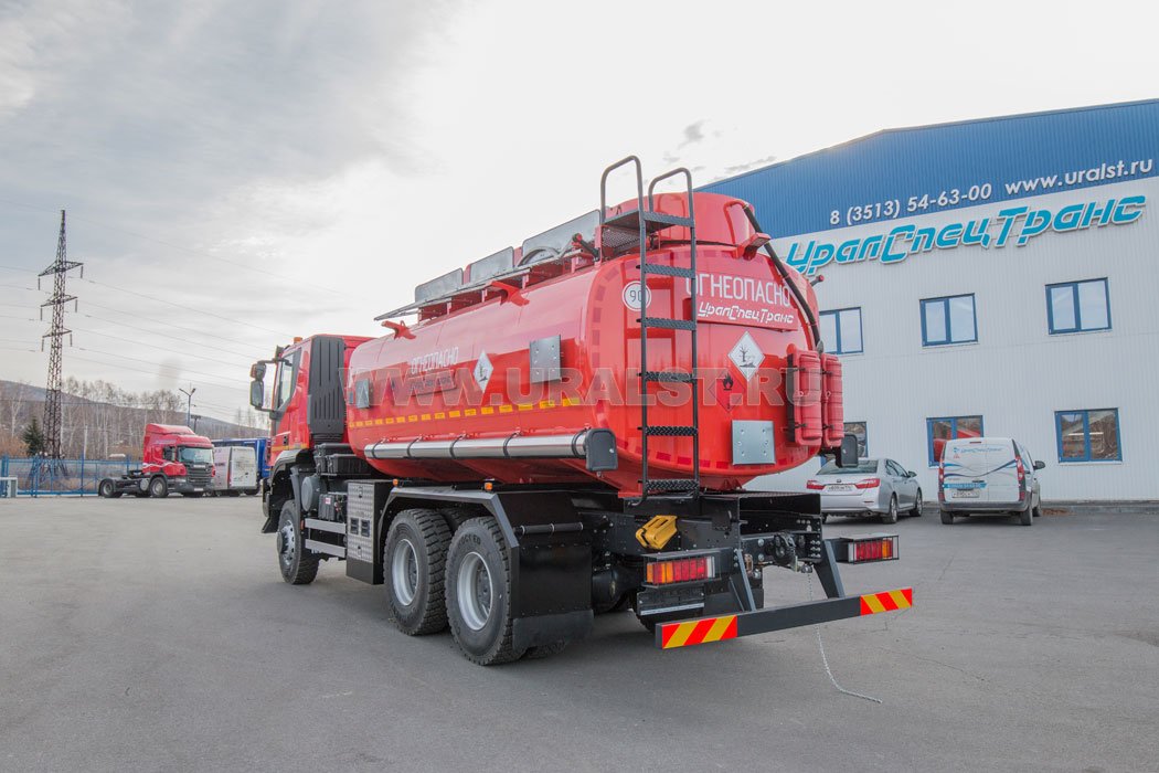 Автоцистерна АЦ 18 НА IVECO TRAKKER AD380T45W 4300 ММ