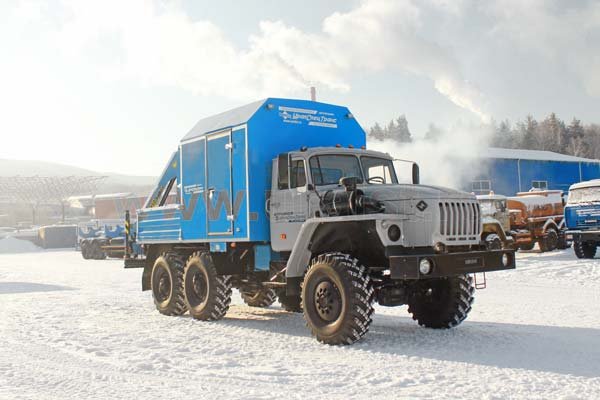 Фургон мастерская Урал с КМУ