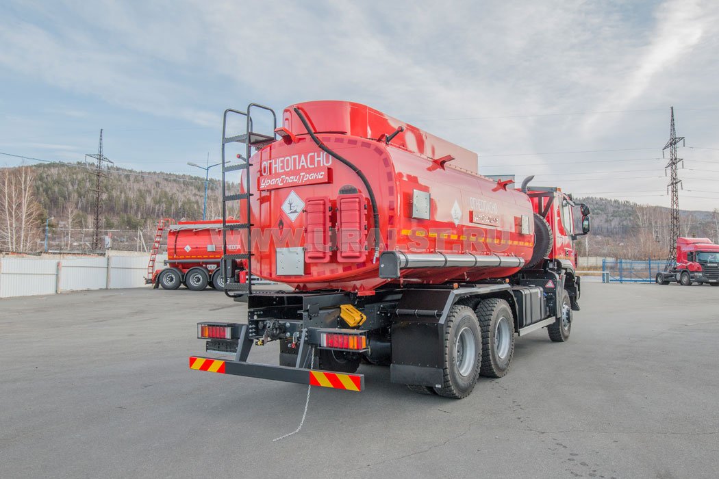 Автоцистерна АЦ 18 НА IVECO TRAKKER AD380T45W 4300 ММ