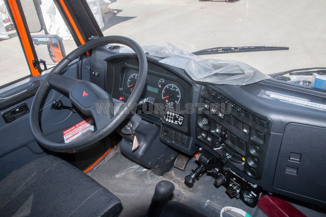 Автомобиль бортовой Камаз 43118-50 с КМУ ИТ-150