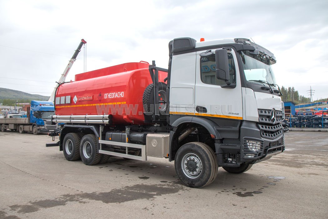 Автотопливозаправщик АТЗ 21-3 Mercedes-Benz Arocs 3348А (6х6)