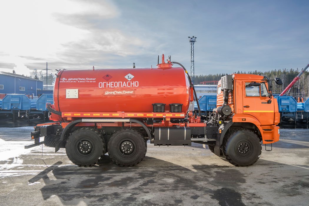 Автоцистерна вакуумная нефтепромысловая АКН-10Т КО УСТ 5453 Камаз 43118, термос, доработка ДОПОГ