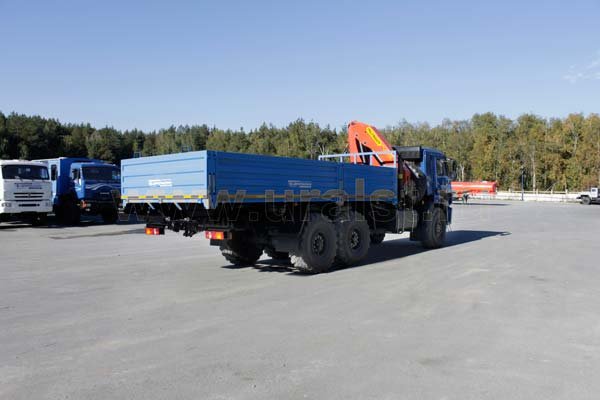 Бортовой автомобиль Камаз 43118-46 с краном-манипулятором Palfinger PK-23500А