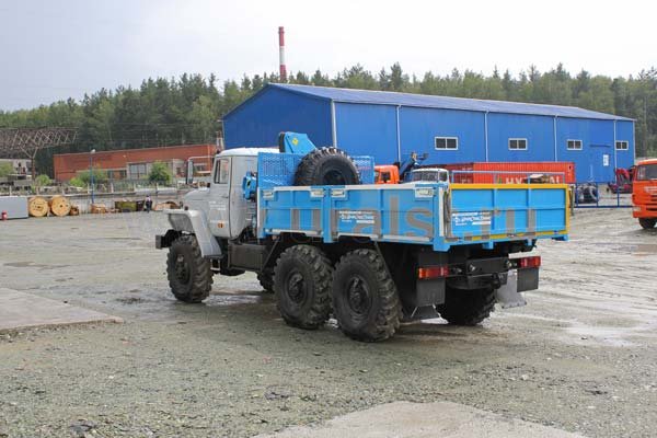Бортовой Урал с ИМ-55