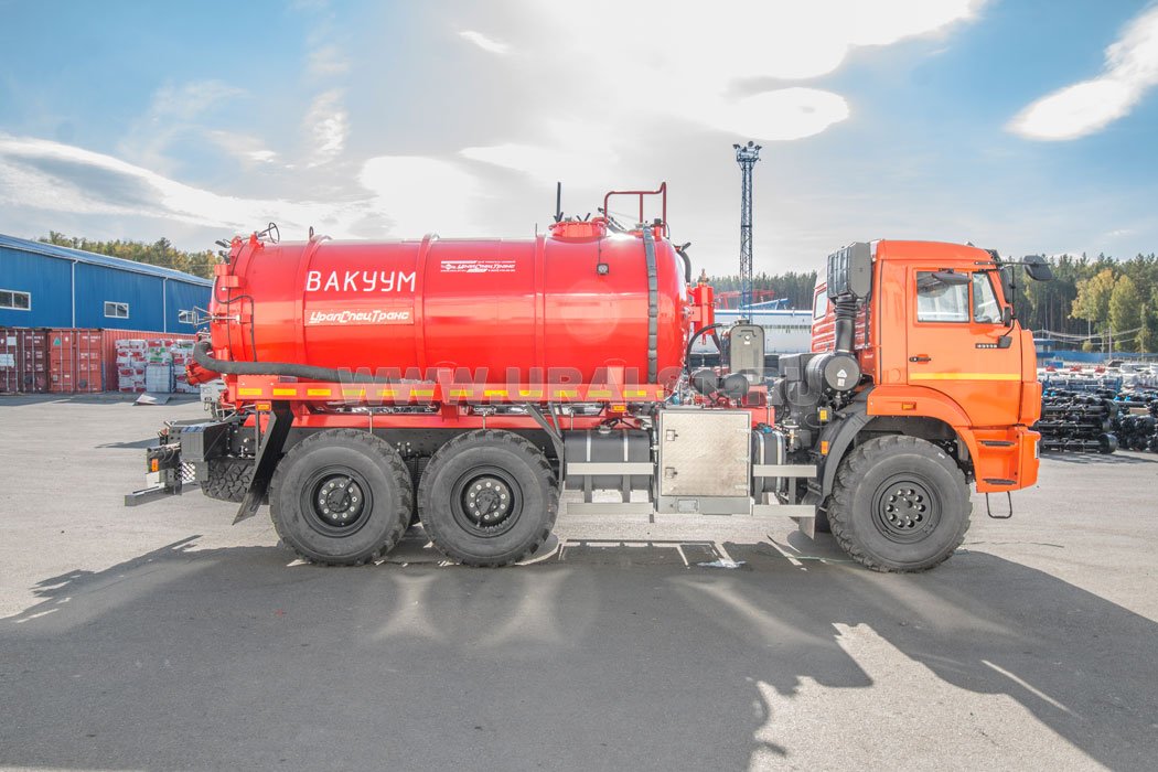 Автоцистерна вакуумная коммунальная МВ-9+1-ОД КО-505 бак для воды УСТ 5453A4-60 Камаз 43118-50 (илососная, два отсека)
