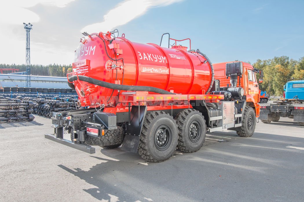Автоцистерна вакуумная коммунальная МВ-9+1-ОД КО-505 бак для воды УСТ 5453A4-60 Камаз 43118-50 (илососная, два отсека)