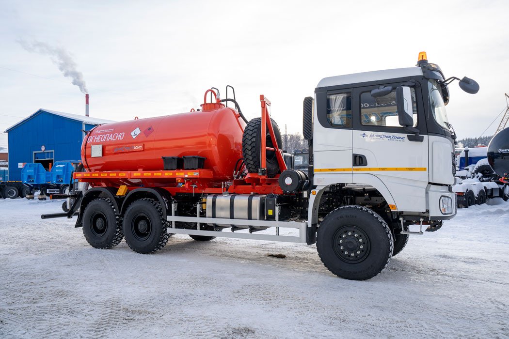 АКН-10 КО-505 УСТ 5453 SHACMAN SX32586V385 6х6, шины 14R20, КБ 4575 мм, ревизионный люк