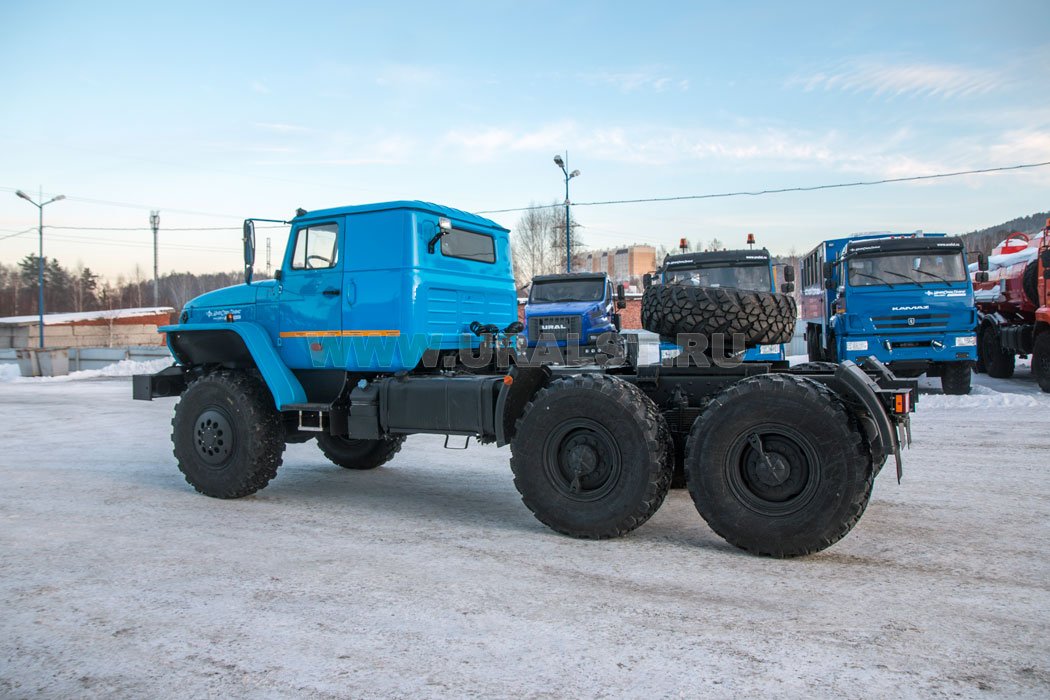 Седельный тягач УСТ 5453 Урал 44202-0311-72Е5 сп. м.