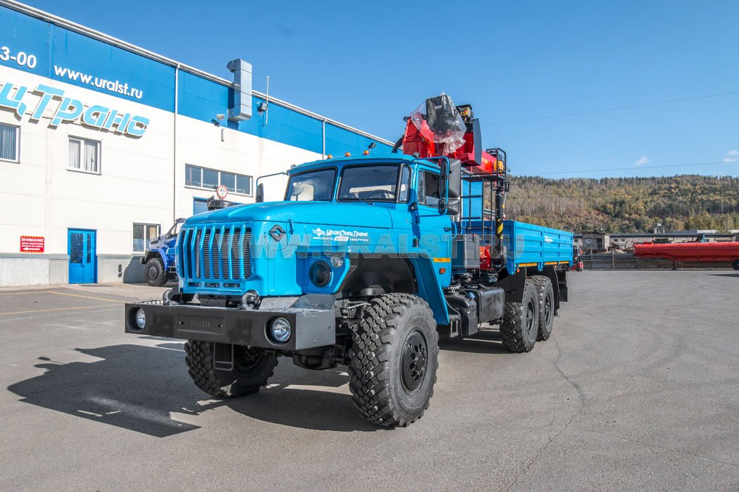 Автомобиль бортовой с КМУ ИТ-150 (тросовый) УСТ 54532Е Урал 4320-60Е5
