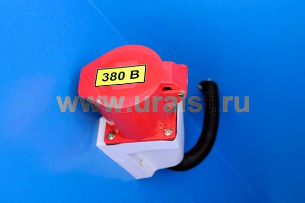 Розетка 380V в отсеке-нише