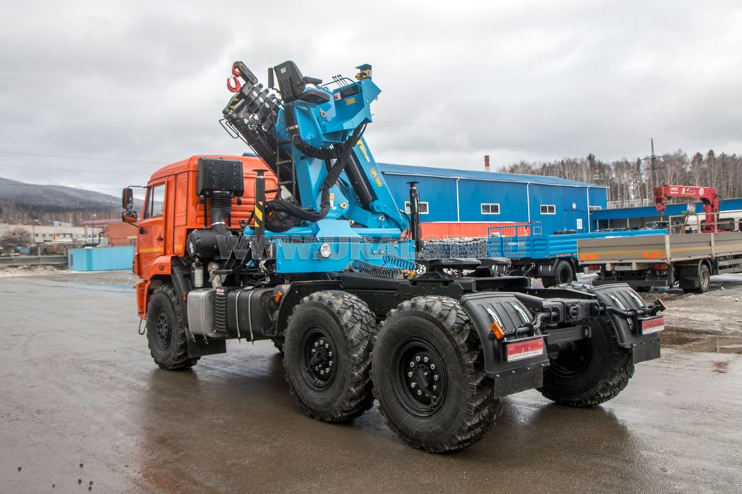 Седельный тягач с КМУ ИМ-180-05 Камаз 43118