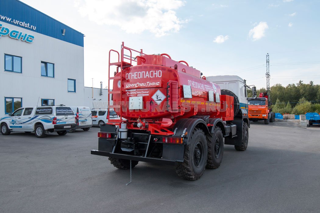 Автотопливомаслозаправщик АТМЗ-7,5-3 Урал-4320-4512-81, сп.м