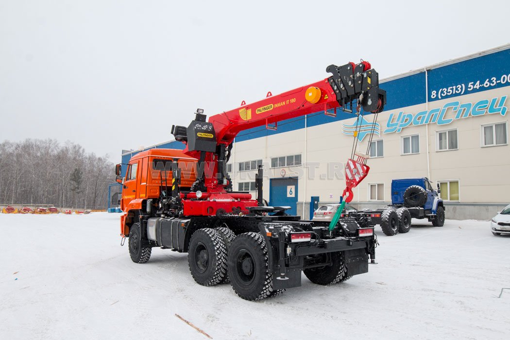 Седельный тягач с КМУ ИТ-180 (тросовый) УСТ 5453 Камаз 65225