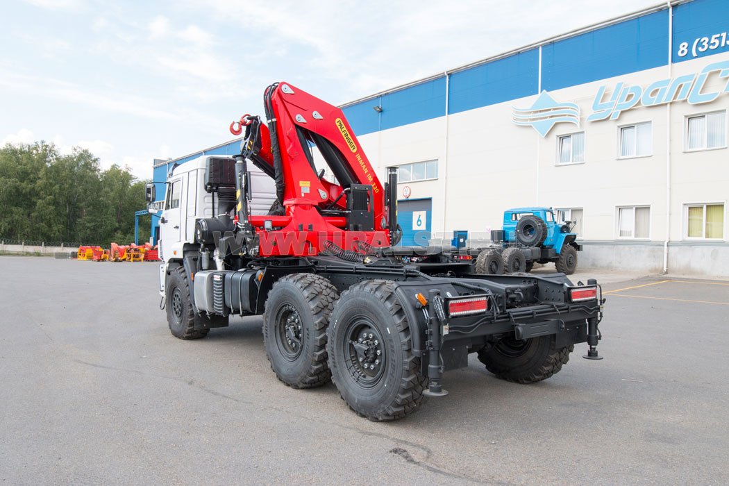 Седельный тягач с КМУ ИМ-320 УСТ 5453 Камаз 43118 сп.м.