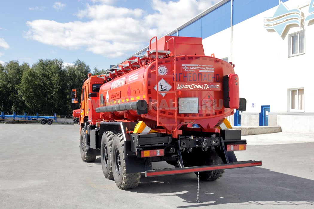 Автотопливозаправщик АТЗ-11-2Б