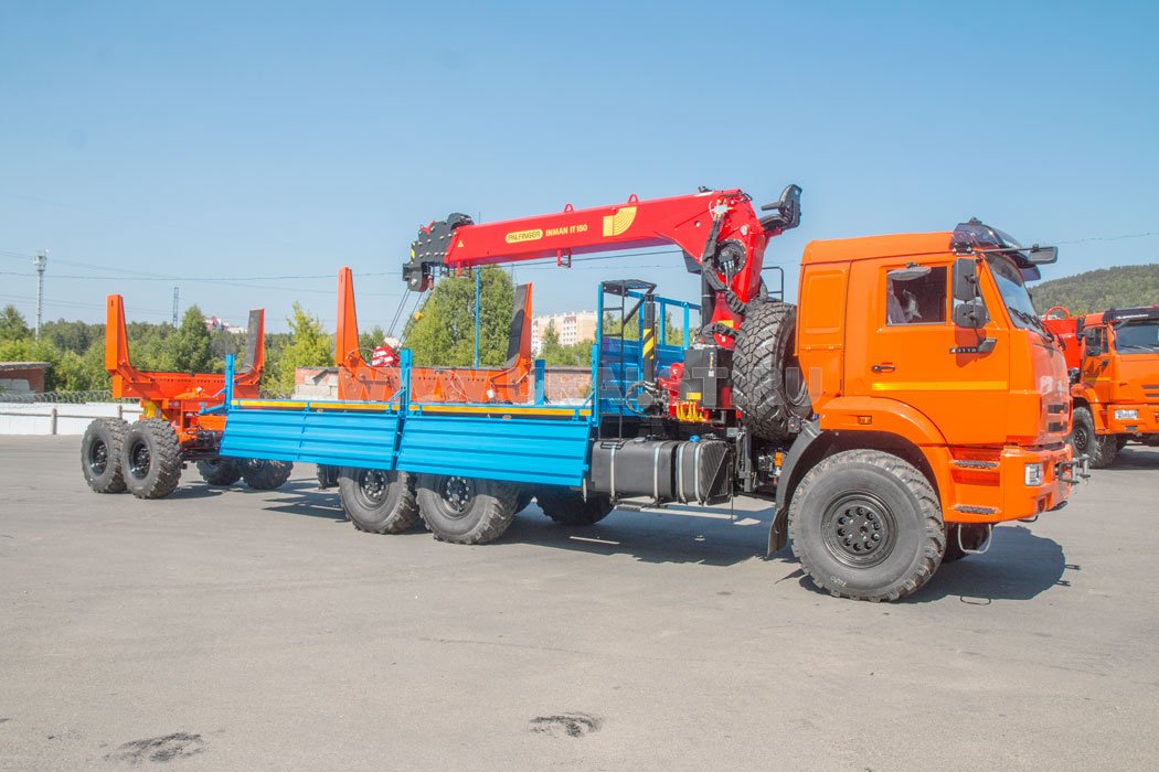 Бортовой поворотным ТПВ коником с КМУ ИТ-150 (тросовый) УСТ 54531J Камаз 43118-3027-50