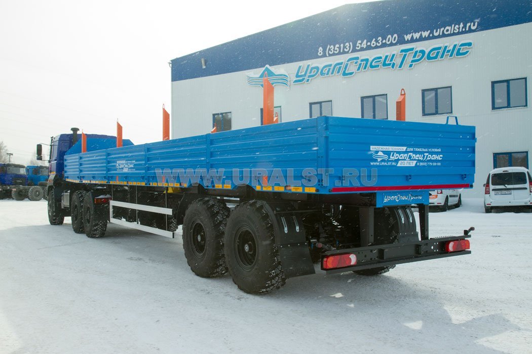 Автопоезд Седельный тягач Урал 44202-3511-82Е5 + ППБ 20Б-21-12К