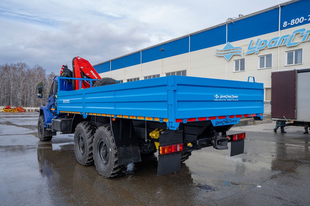 Бортовой автомобиль с КМУ ИМ-150N УСТ 5453 Урал NEXT 4320-6952-72Е5И06М33