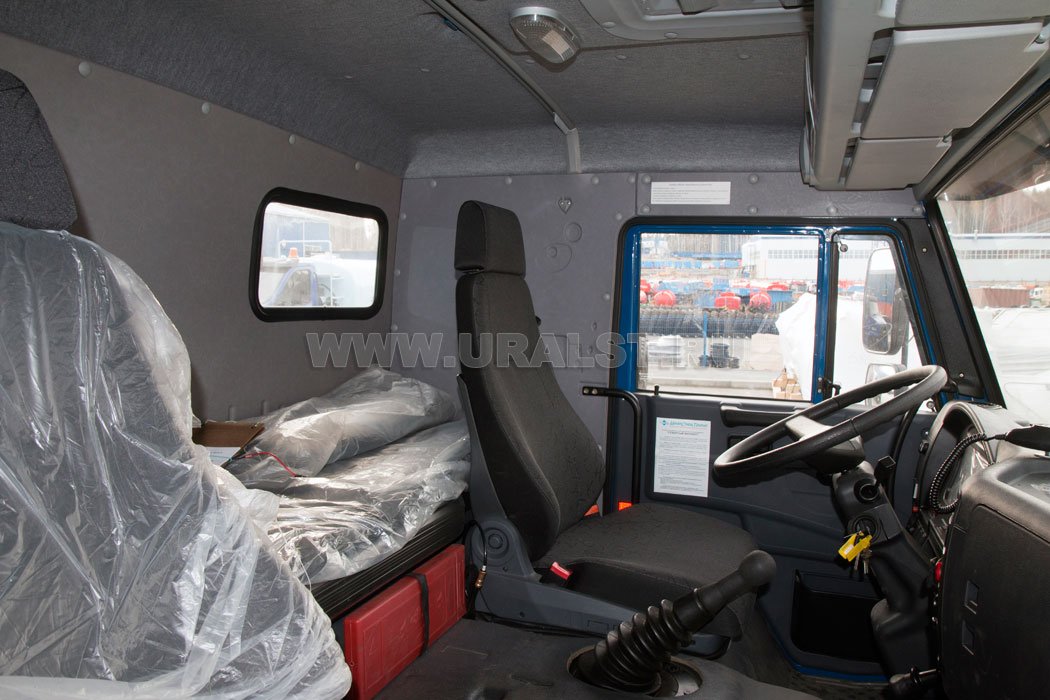 Кабина водителя автомобиля Камаз АНРВ 43118