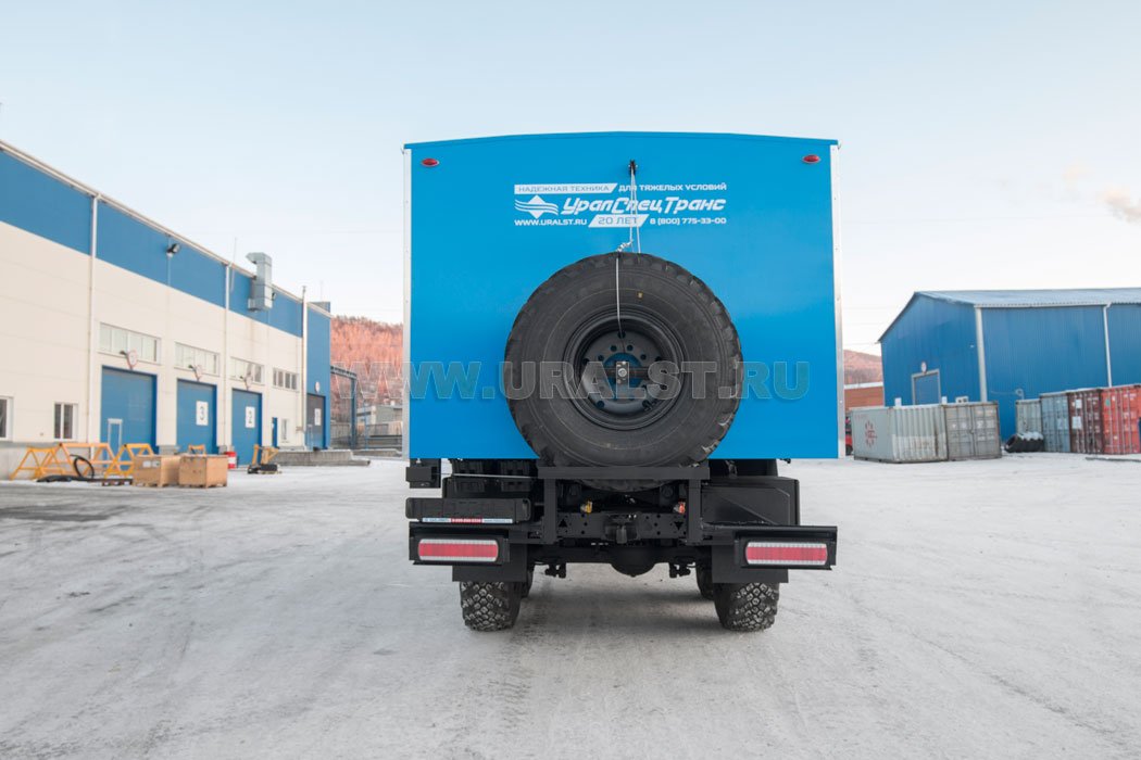 Автобус вахтовый 28+2 комфорт УСТ 54535P Камаз 43118-RR, сп.м
