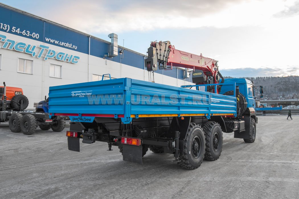 Бортовой автомобиль с КМУ ИТ-200 (тросовый) УСТ 5453 Урал 4320-82Е5, сп.м