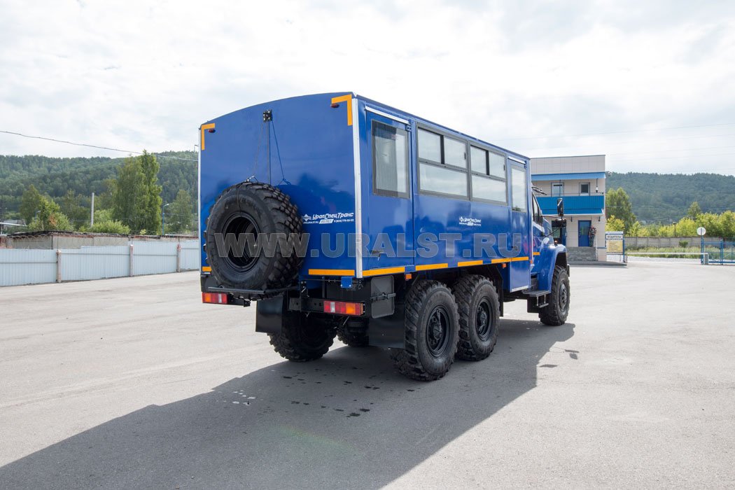 Автобус вахтовый Урал NEXT 32551-5013-73Е5