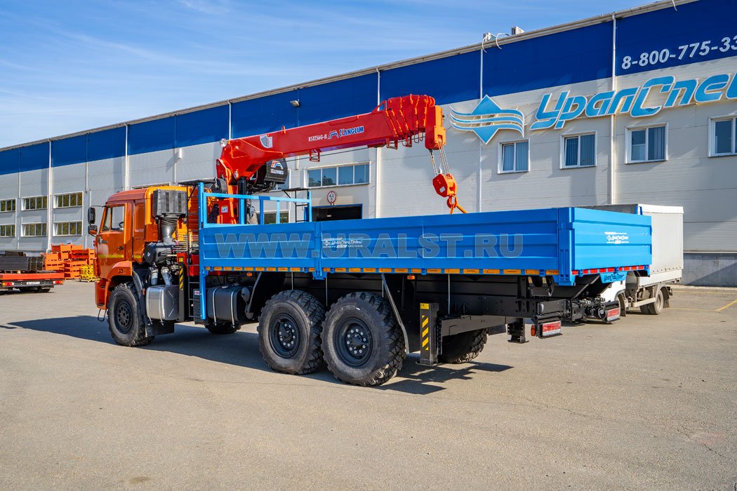 Бортовой автомобиль с КМУ KS-1256G-II (тросовый) УСТ 5453 Камаз 43118 сп.м
