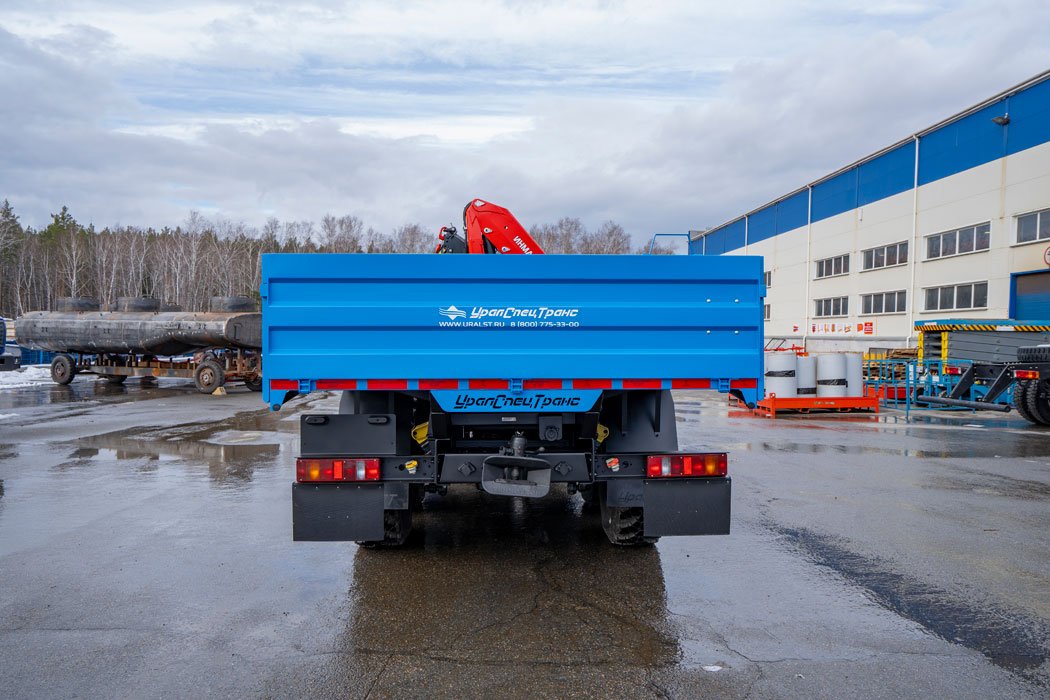 Бортовой автомобиль с КМУ ИМ-150N УСТ 5453 Урал NEXT 4320-6952-72Е5И06М33