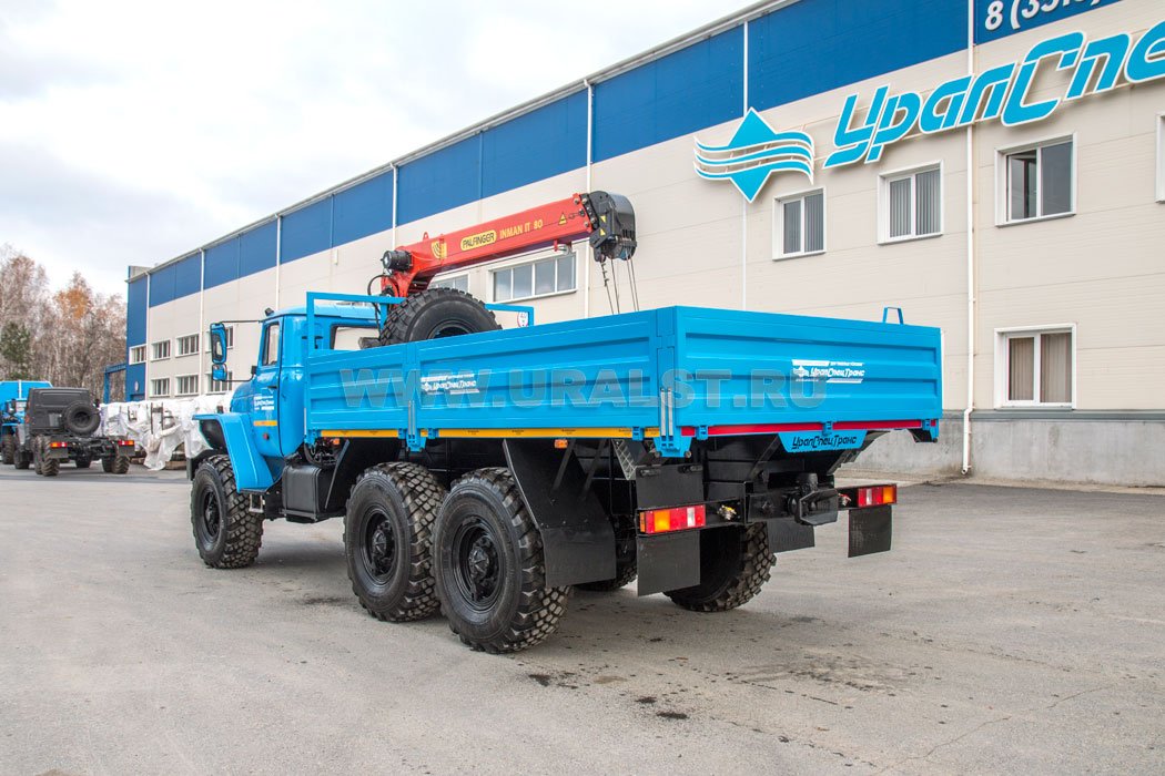 Автомобиль бортовой Урал 5557-60М с КМУ ИТ-80