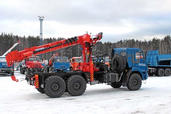 Бурильно-крановая машина Камаз 43118-46 с Kanglim KS-2056